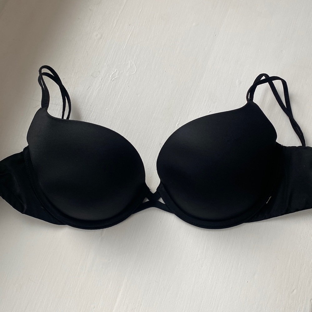 Victorias Secret Very Sexy Padded Demi - 36B Silky Black